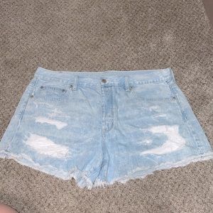 American Eagle Hi-Rise Festival shorts